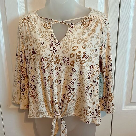 Beige Leopard Cheetah Print Top Blouse Shirt Bottom Loop Small S NWT - Picture 7 of 7